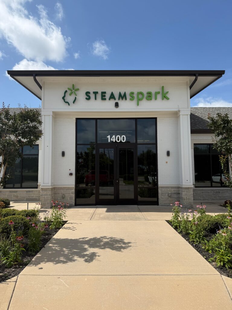 STEAMspark Montessori Experience